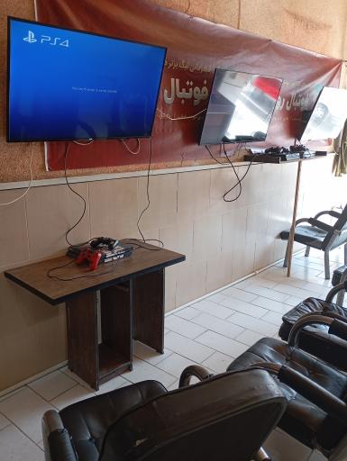 عکس کافه گیم تورنادو