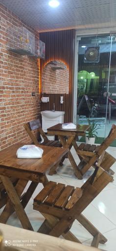 عکس کافه صبحانه مهرداد