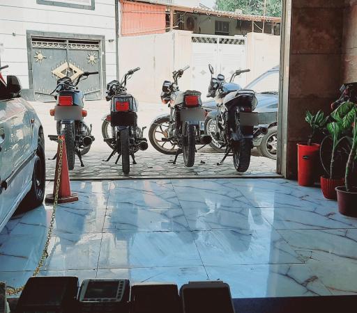 عکس گالری اتو موتور طاهر خامنه 