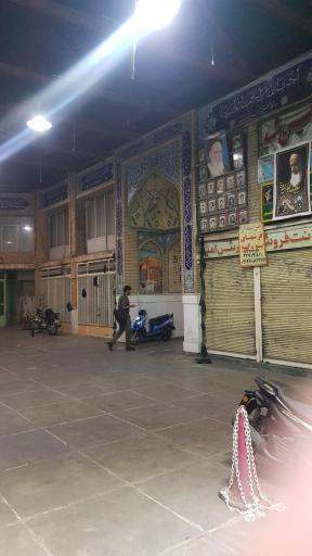 عکس تکیه پایین تجریش