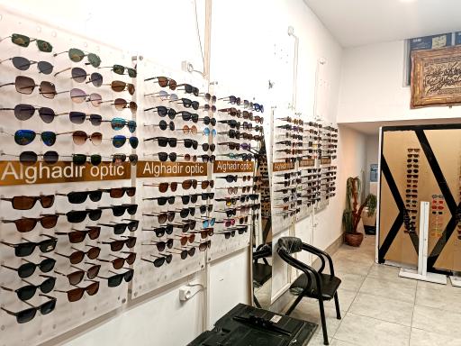 عکس بینایی سنجی و عینک الغدیر