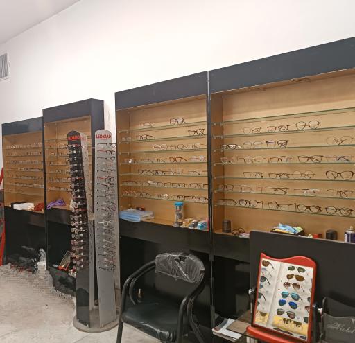 عکس بینایی سنجی و عینک الغدیر