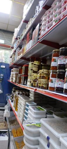 عکس مواد غذایی و لبنیات لارا
