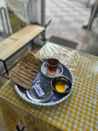 عکس صبحانه و عصرانه خوری خورشید