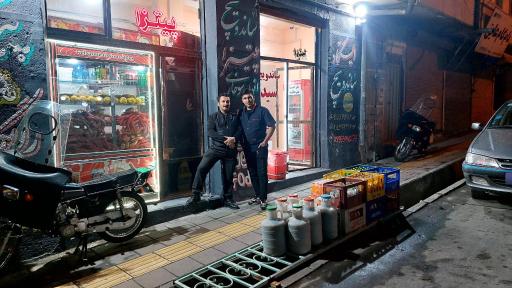 عکس پیتزا و ساندویچی تبرک اوحدی سید