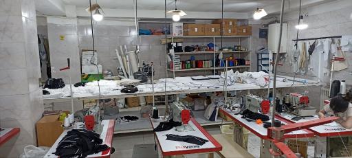 عکس کارگاه خیاطی ماه بانو 