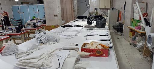 عکس کارگاه خیاطی ماه بانو 