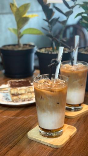 عکس کافه کلاسیک