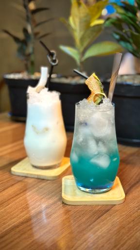 عکس کافه کلاسیک