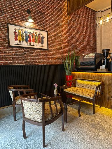 عکس کافه کلاسیک