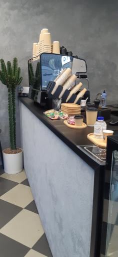 عکس کافه لاویا