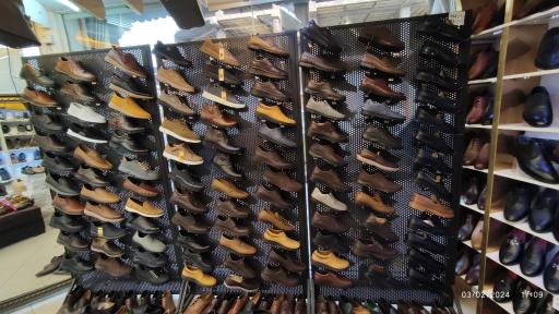 عکس فروشگاه کفش طهران