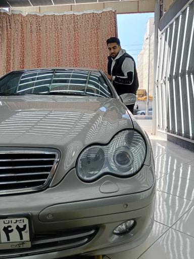 عکس کارشناسی و تشخیص رنگ مهندس دهقان