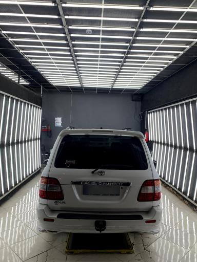 عکس کارشناسی و تشخیص رنگ مهندس دهقان