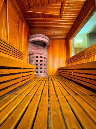 استخر هتل 5 ستاره الماس 2 مشهد