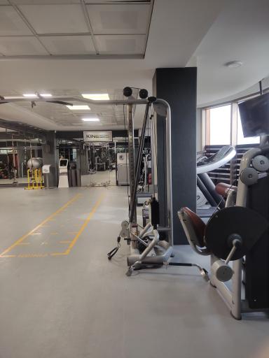 عکس باشگاه بدنسازی مکث فیت