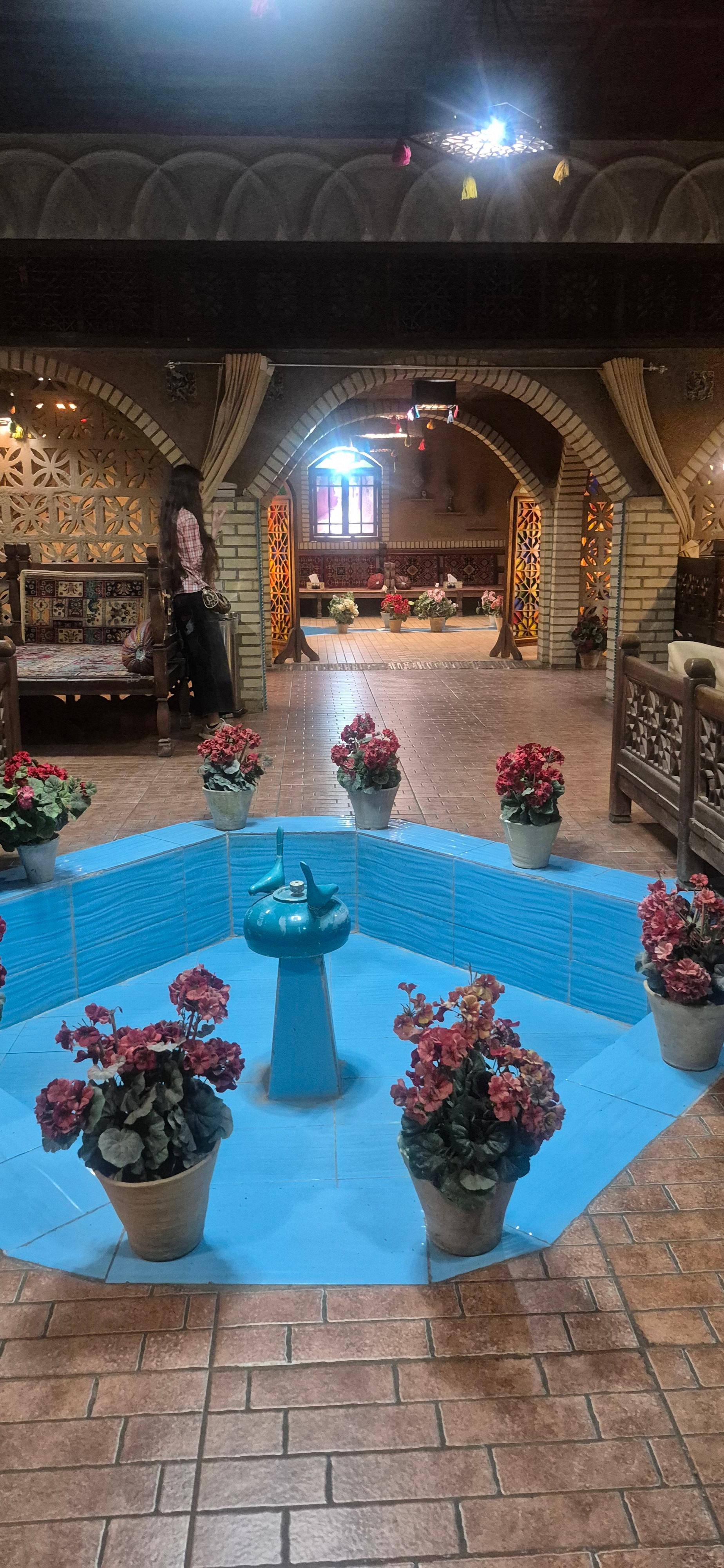 عکس رستوران سیمرغ