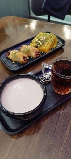 عکس کافه باقلوا وانیا