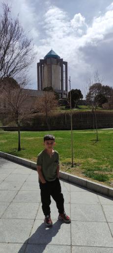 عکس مقبره بابا طاهر