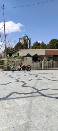 عکس مقبره بابا طاهر