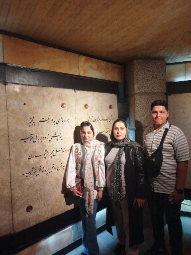 عکس مقبره بابا طاهر