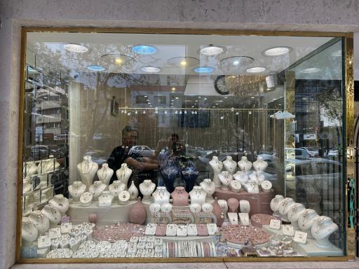 عکس طلای نوزاد و نوجوان دردونه