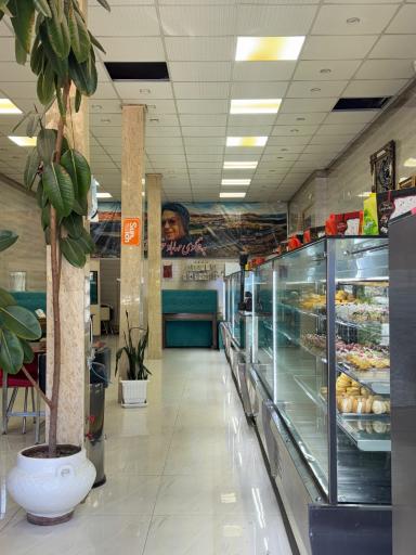 عکس قنادی مهاباد 