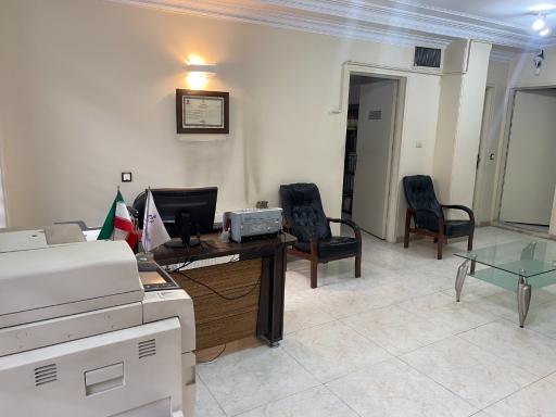 عکس دارالترجمه رسمی دکتر مهدوی