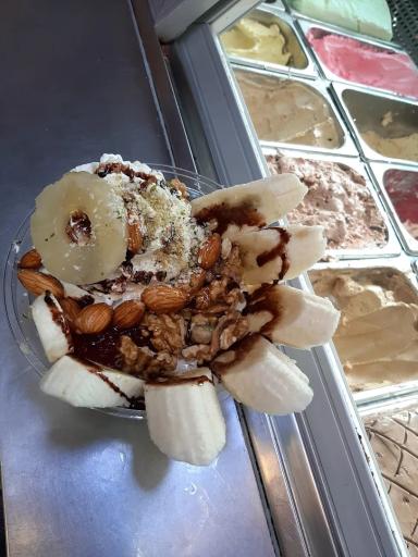 عکس آبمیوه بستنی لب کارون