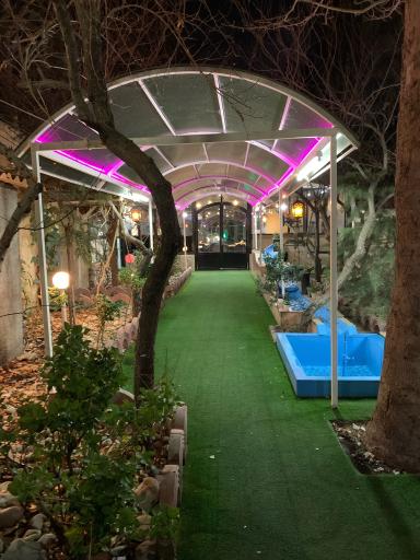 عکس رستوران باغ شمشاد