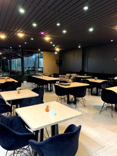 عکس رستوران باغ شمشاد