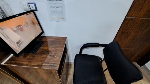 عکس کلینیک گفتاردرمانی حمیدرضا برگی و ام البنین پوریاری