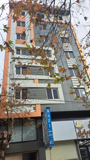 عکس کلینیک گفتاردرمانی حمیدرضا برگی و ام البنین پوریاری