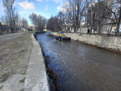 عکس رودخانه آغلاغان شهرستان نیر