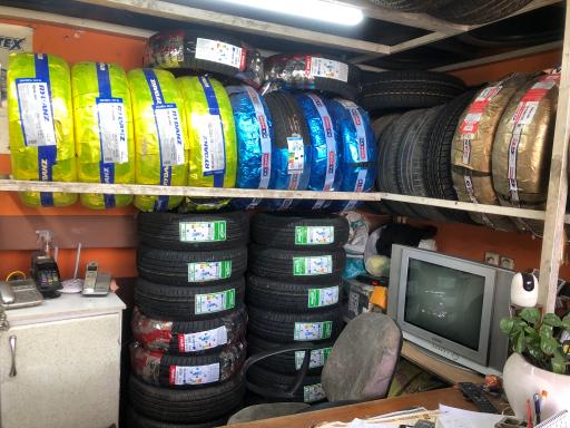 عکس لاستیک فروشی امیرحسین حیدرپور