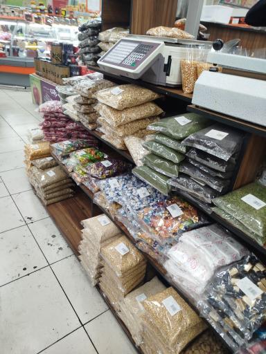 عکس فروشگاه زنجیره ای اتکا