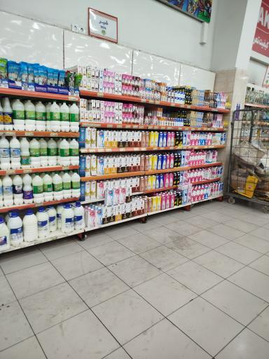 عکس فروشگاه زنجیره ای اتکا