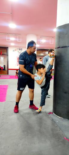 عکس باشگاه ووشو لیدر