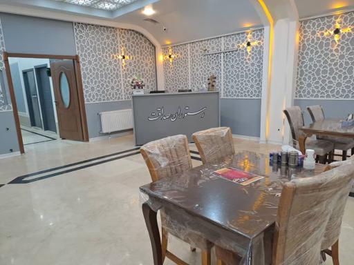 عکس رستوران صداقت