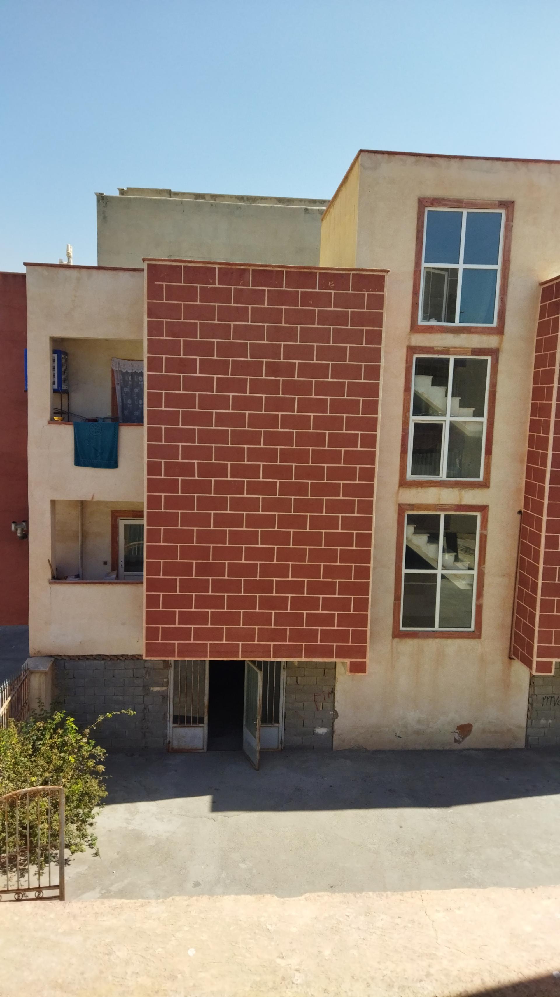 عکس مجتمع مسکونی فرهنگیان 