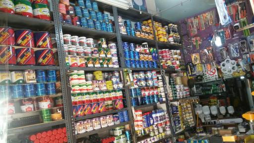 عکس فروشگاه رنگ ابزار آتا و شیرآلات زرآور