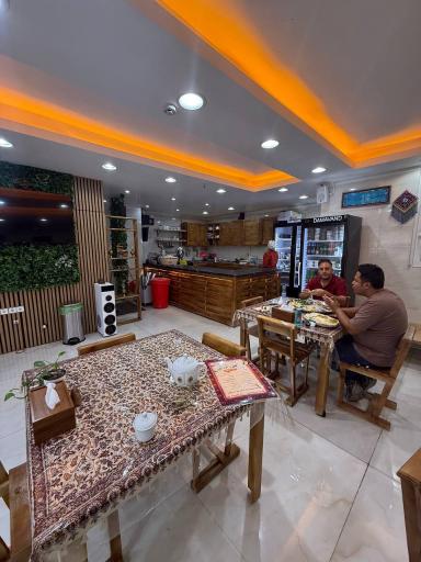 عکس کافه جوان