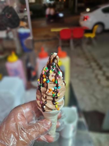 عکس تریا عسل بستنی رضا