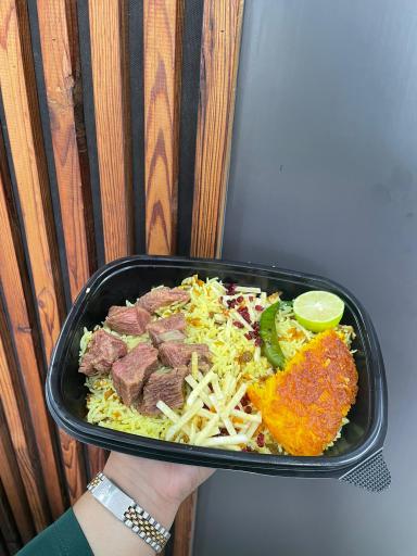 عکس آشپزخانه میزبان 