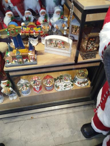 عکس بازار صالح آباد تهران