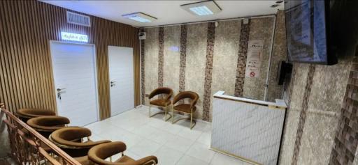عکس بینایی سنجی و عینک سازی رز