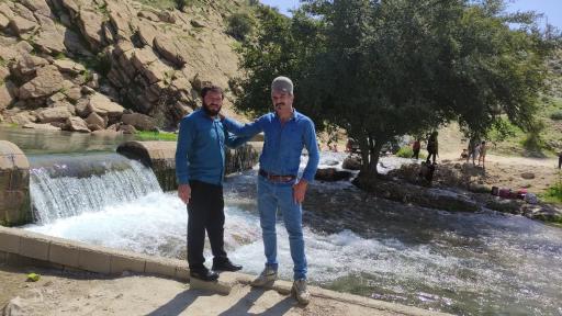 عکس تنگ پیرزال