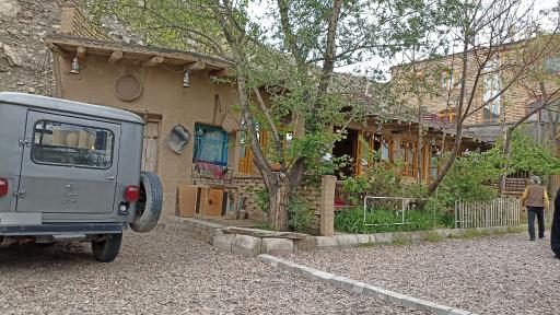 عکس رستوران باغ عناب