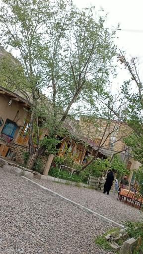 عکس رستوران باغ عناب