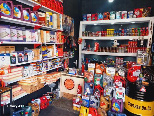 عکس دکتر روغن